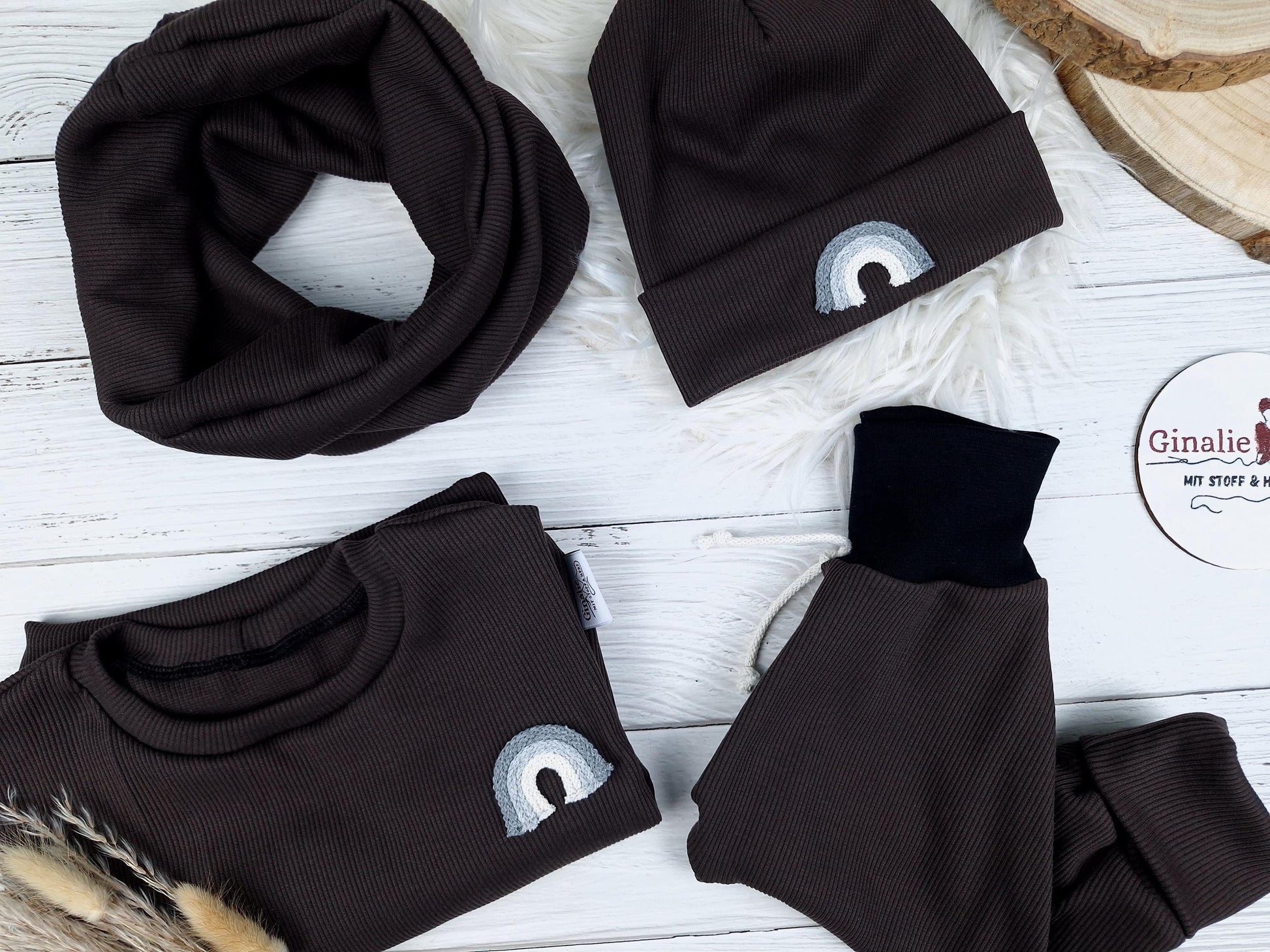 Beanie & Loop-Schal • Rainbow