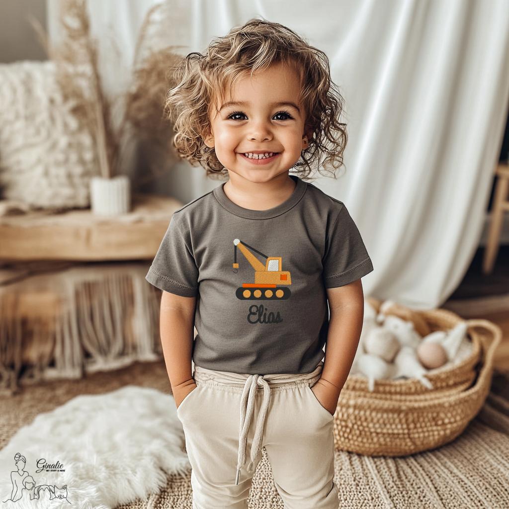 Kinder T-Shirt personalisiert • Fahrzeuge • Tiere • Regenbogen • bestickt mit Namen