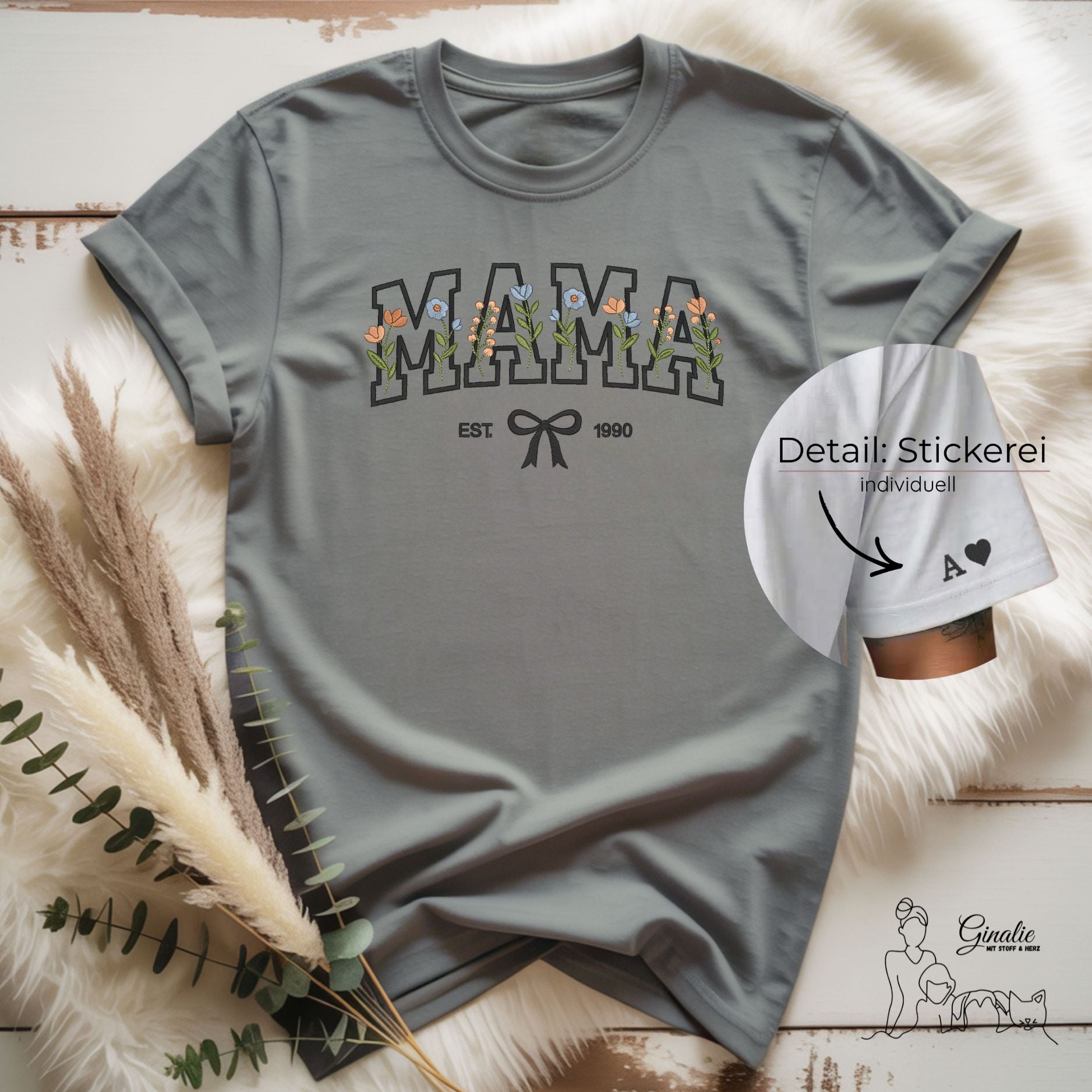 Mama T-Shirt • personalisiert mit Geburtsjahr & Ärmel-Initialen • florales Design
