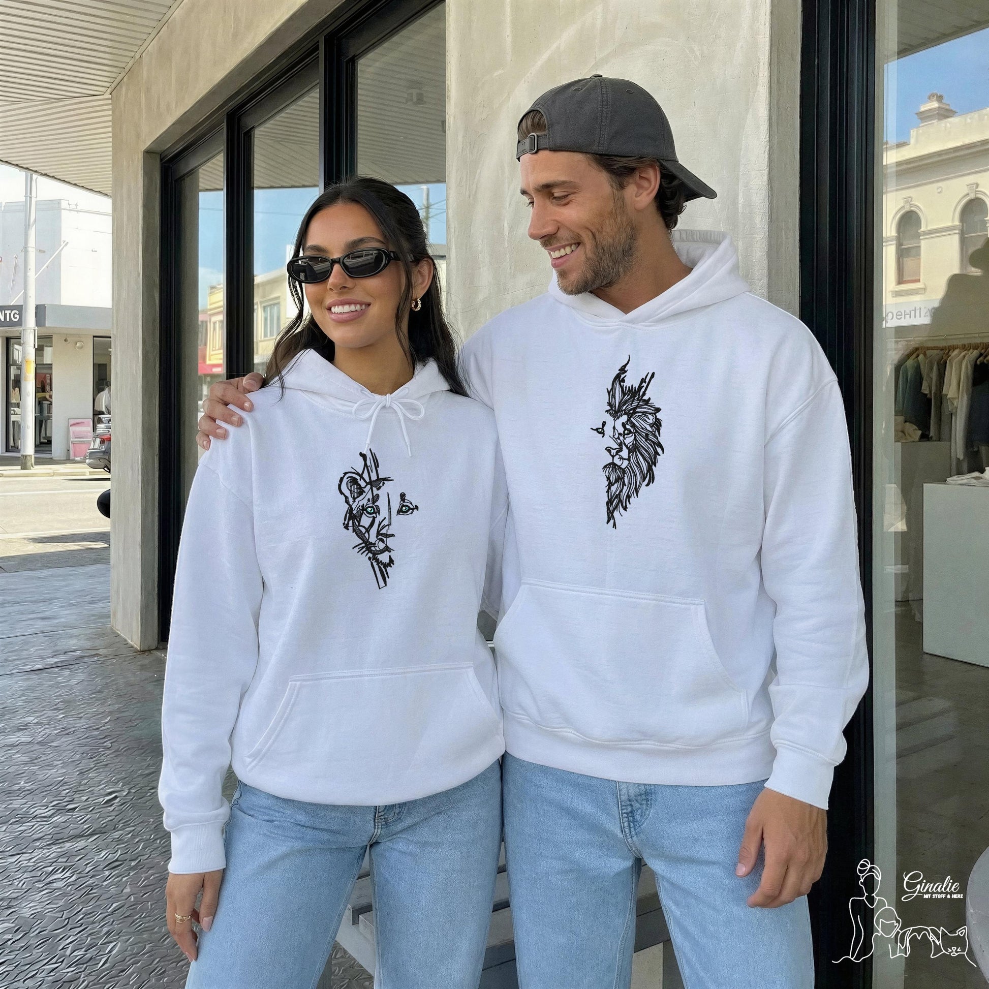 Partner Hoodie • Löwe & Löwin • bestickter Partnerlook mit Initialen