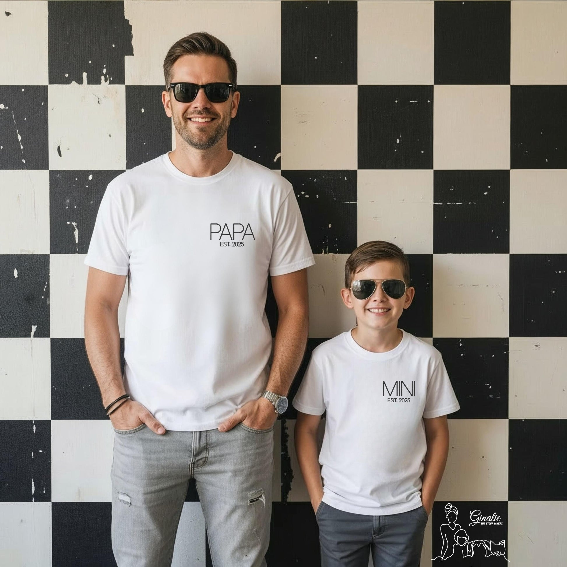 Mama Papa Shirt FAM01 • Family Matching Outfit • personalisiertes Familien T-Shirt • besticktes Partnerlook Shirt