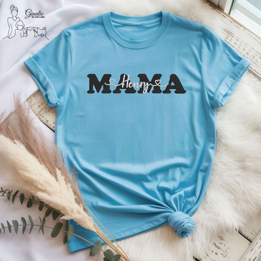 Personalisiertes Mama T-Shirt • bestickt • mit Namen • Geschenk für Mama