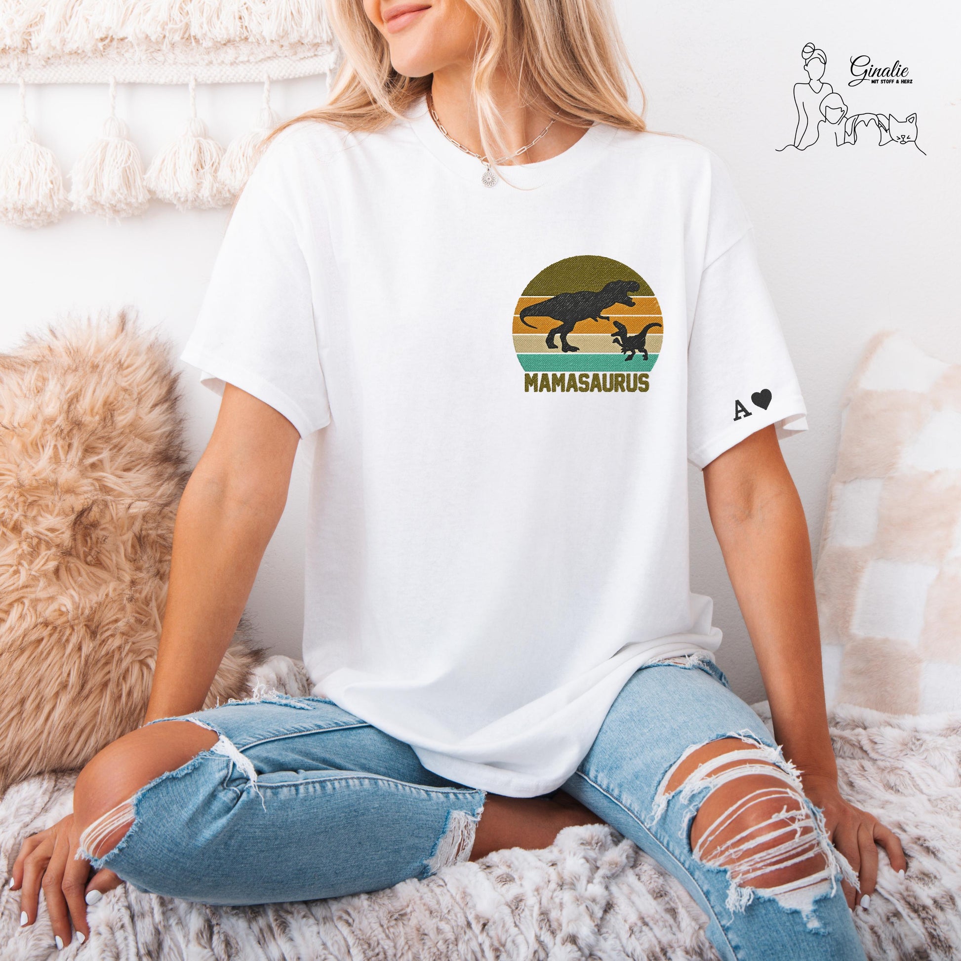 Mama Saurus & Daddy Saurus DINO02 • Retro Dino T-Shirt für Eltern