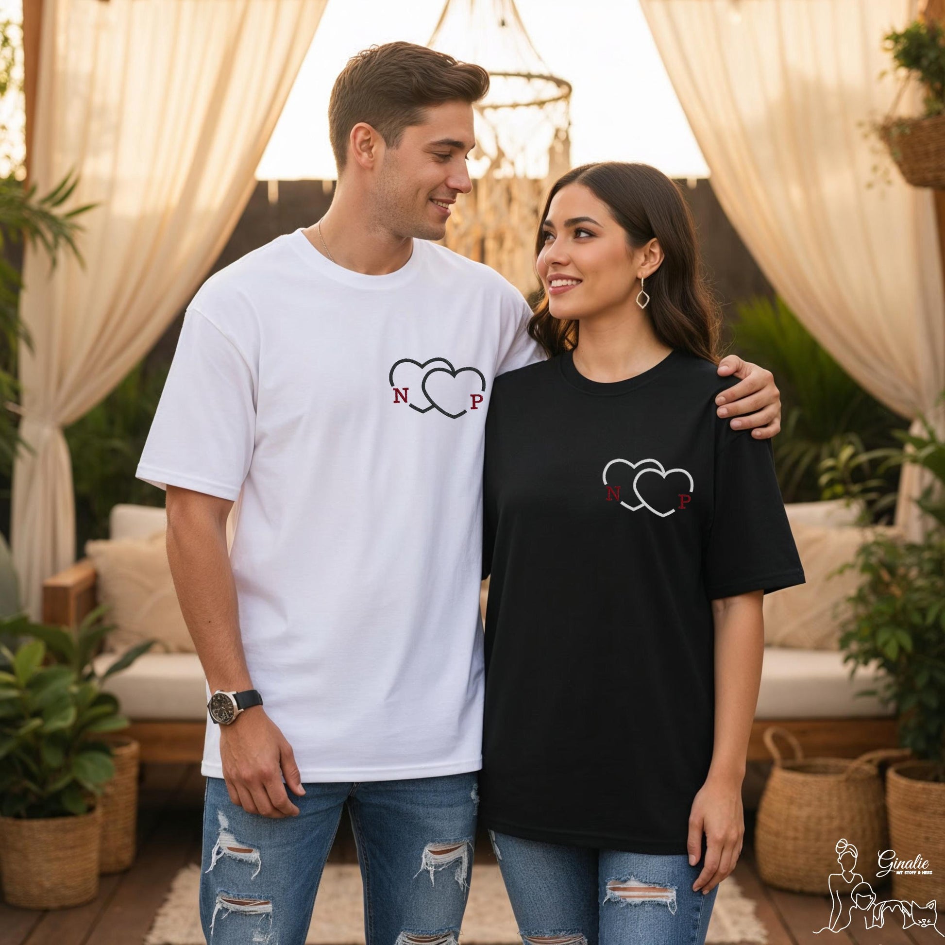 Partner T-Shirt Herz LOVE04 • personalisiert • Initialen • Couple Shirt bestickt
