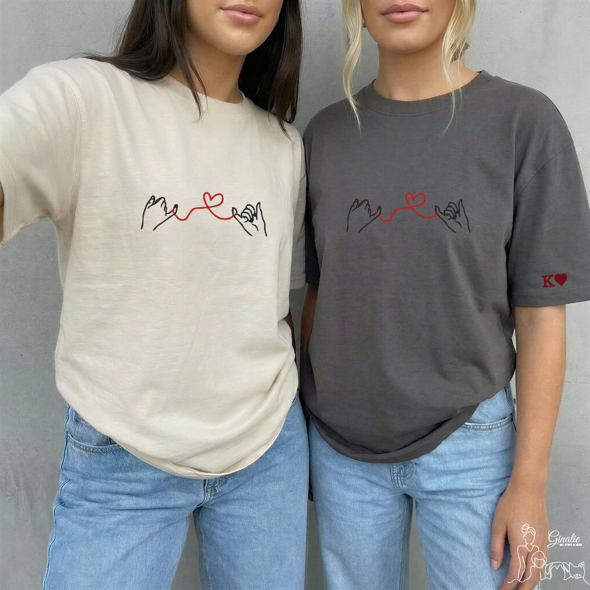 Partner T-Shirt Hand Motiv LOVE07 • personalisiert • Couple Shirt mit Initialen • besticktes Paar Shirt