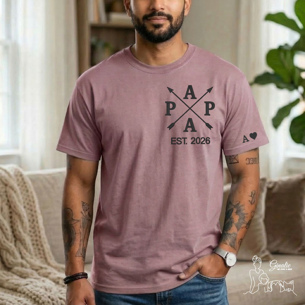 Papa T-Shirt personalisiert mit Pfeil Design • bestickt