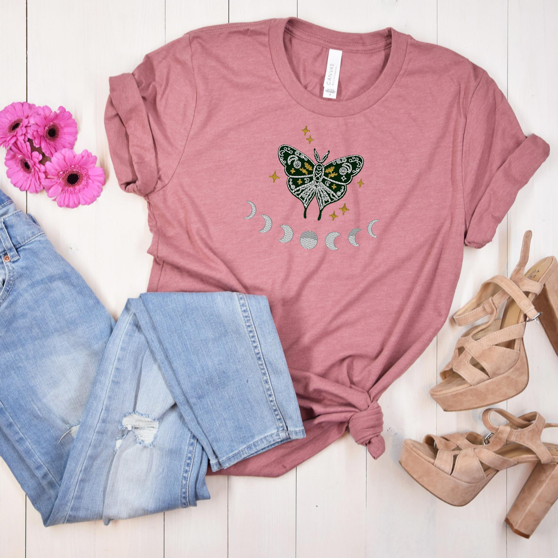 Boho Schmetterling Shirt SP01 • Mondphasen Design • Spirituelles T-Shirt, Hoodie oder Sweatshirt