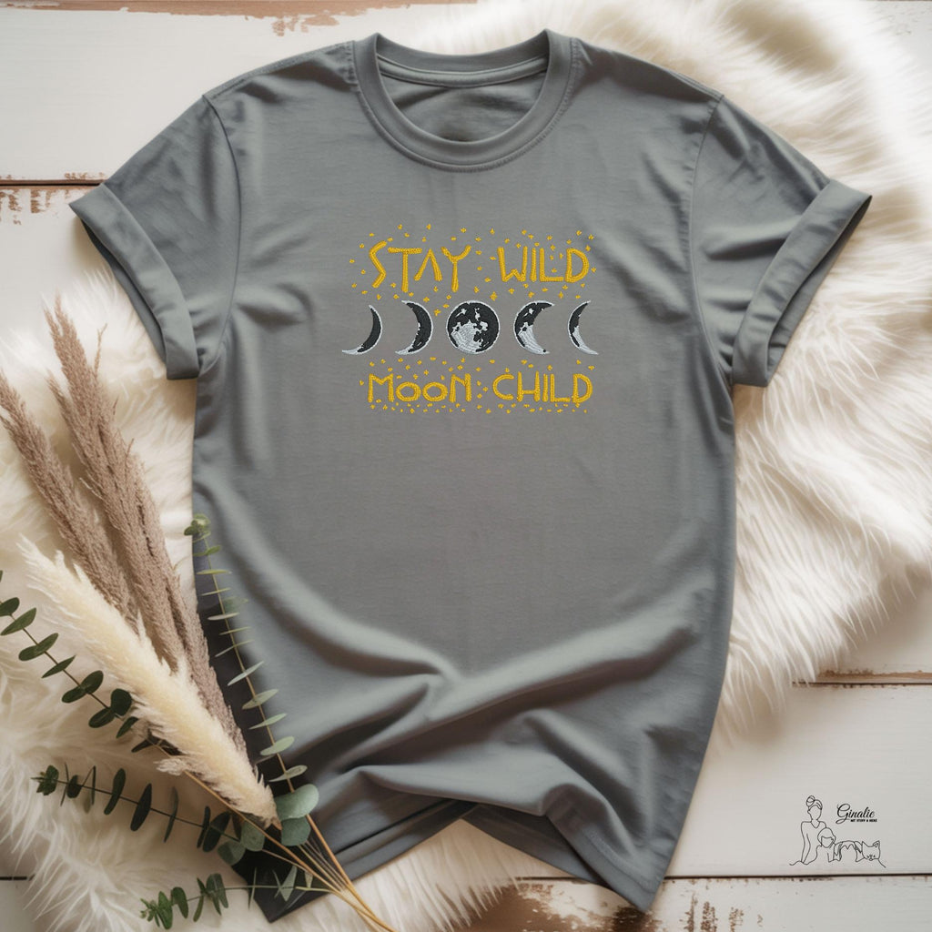 Stay Wild Moon Child SP02 • Spirituelles Shirt • Mondphasen T-Shirt, Hoodie oder Sweatshirt