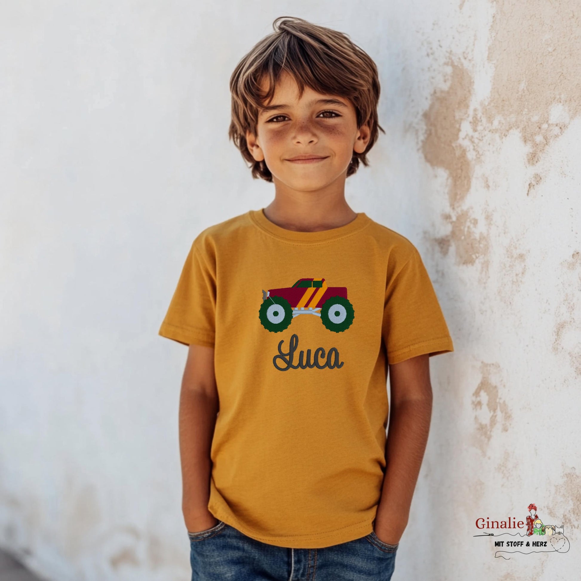 Kinder T-Shirt personalisiert • Fahrzeuge • Tiere • Regenbogen • bestickt mit Namen