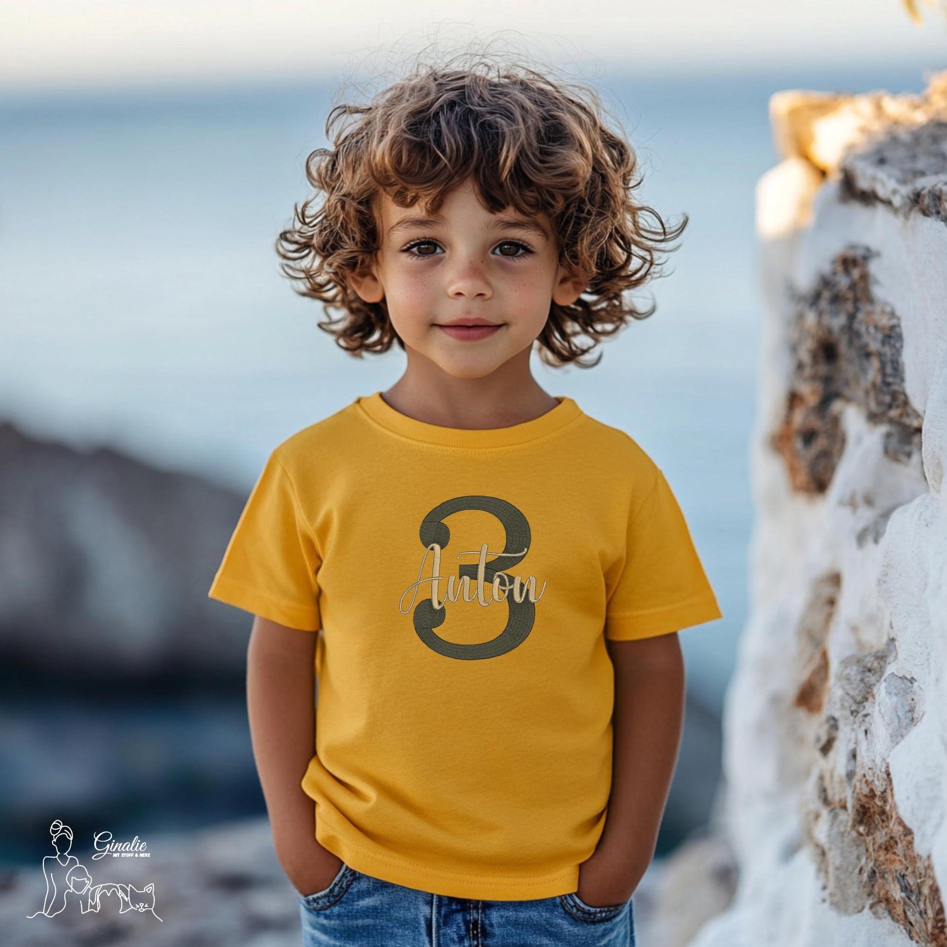 Personalisiertes Kinder T-Shirt GEB02 • Geburtstag • Zahl & Name