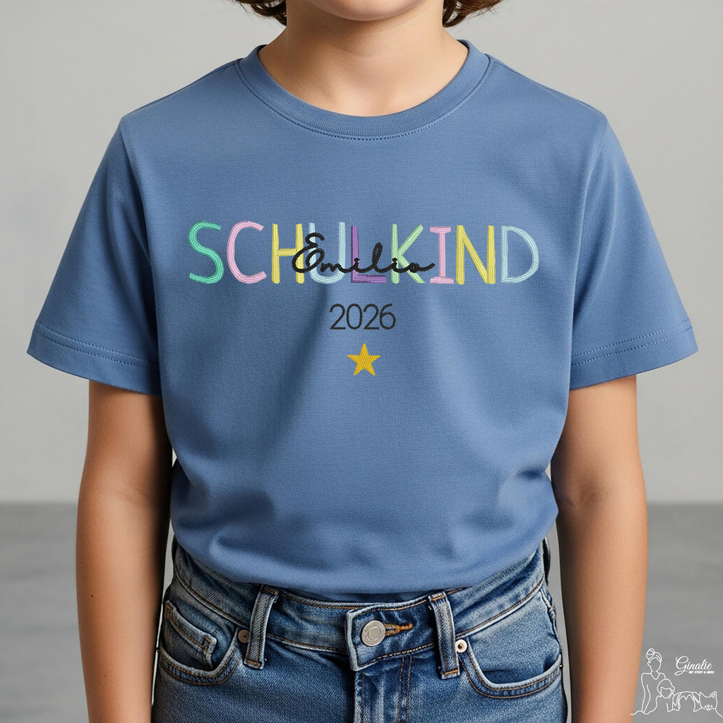 Schulkind T-Shirt SCHOOL01 • bestickt & personalisiert mit Name • Einschulung