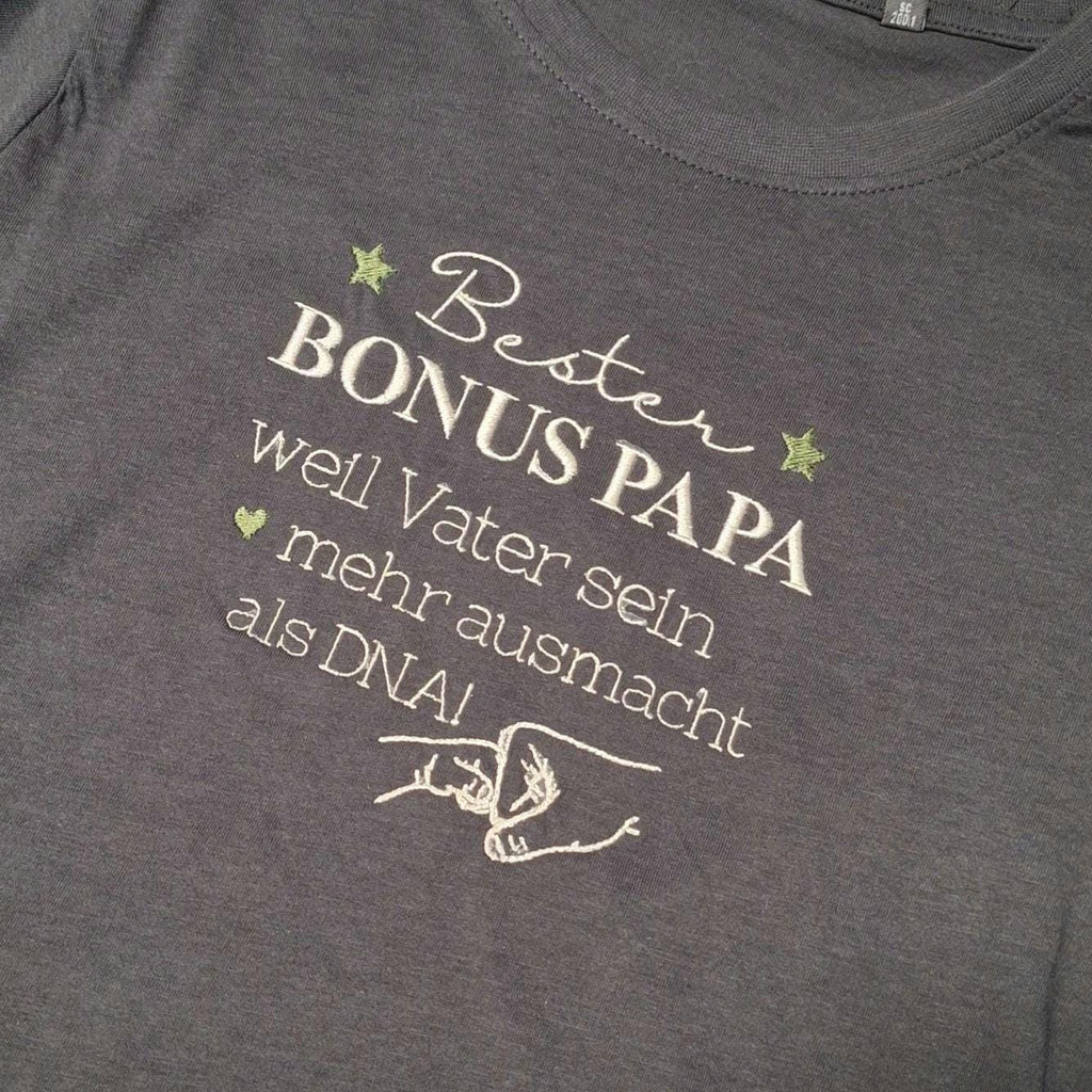 T-Shirt personalisiert • Wunschtext oder Motiv