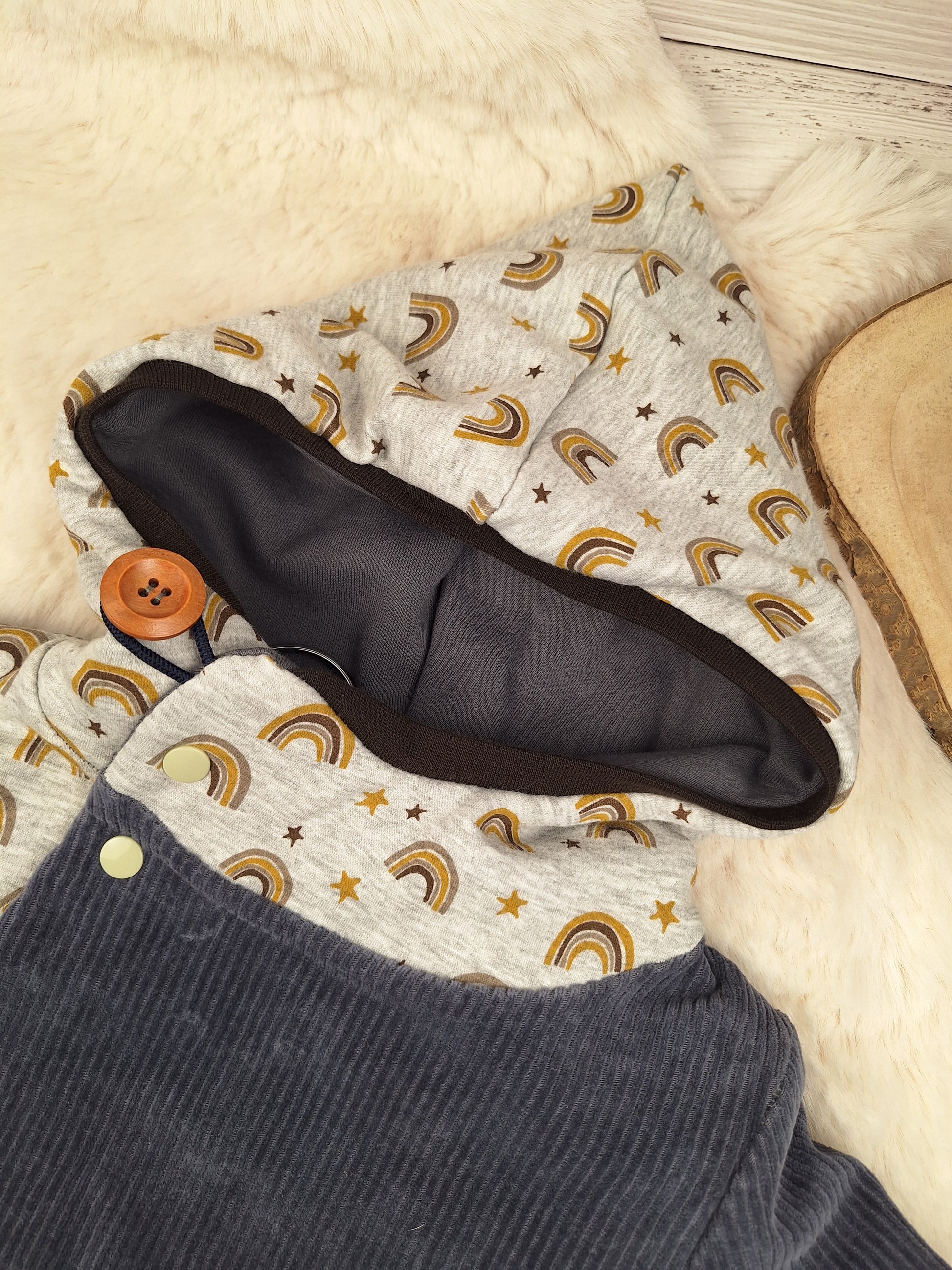 Sofortkauf Gr. 98 Regenbogen Jacke Cordjersey