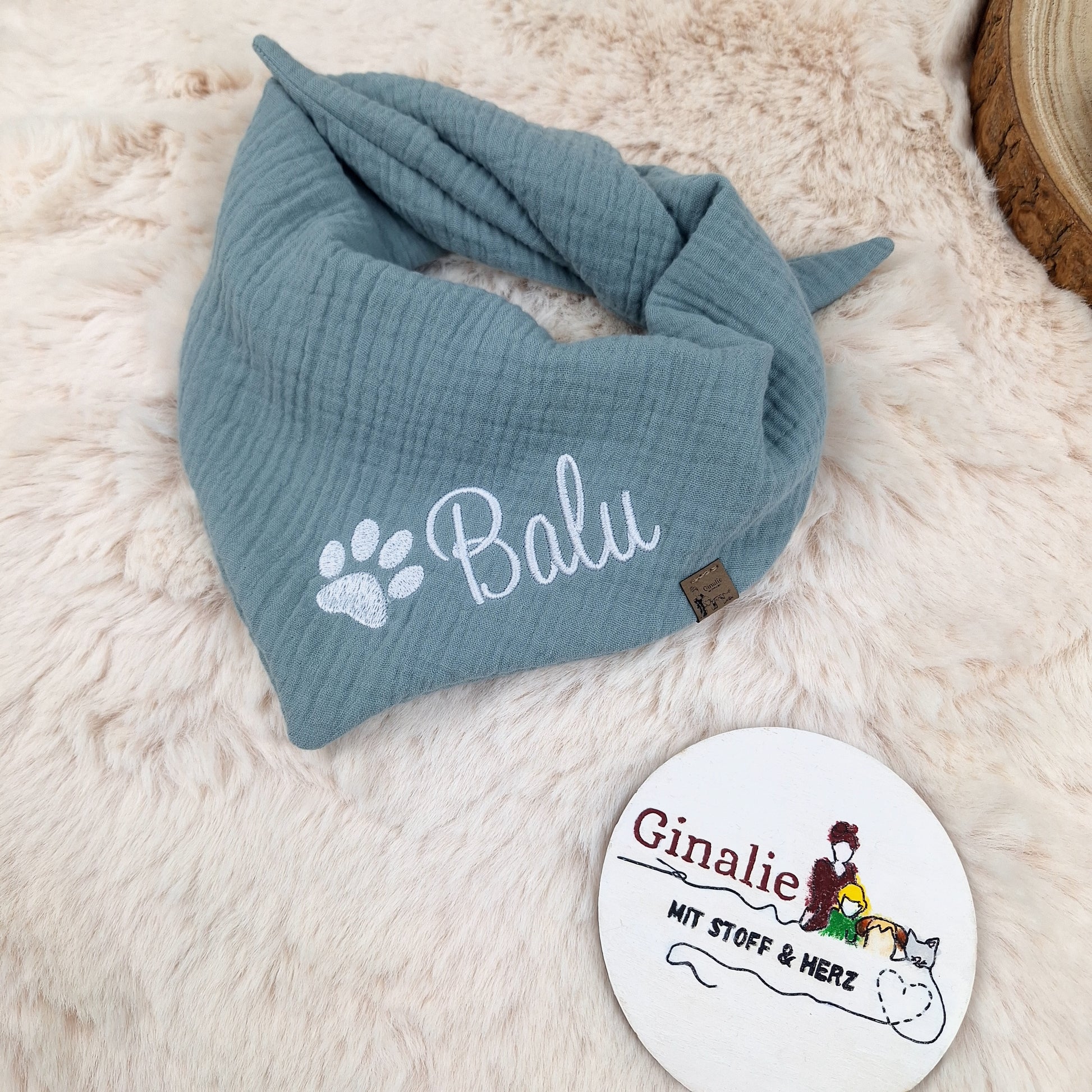 Hundehalstuch mit Namen aus Musselin