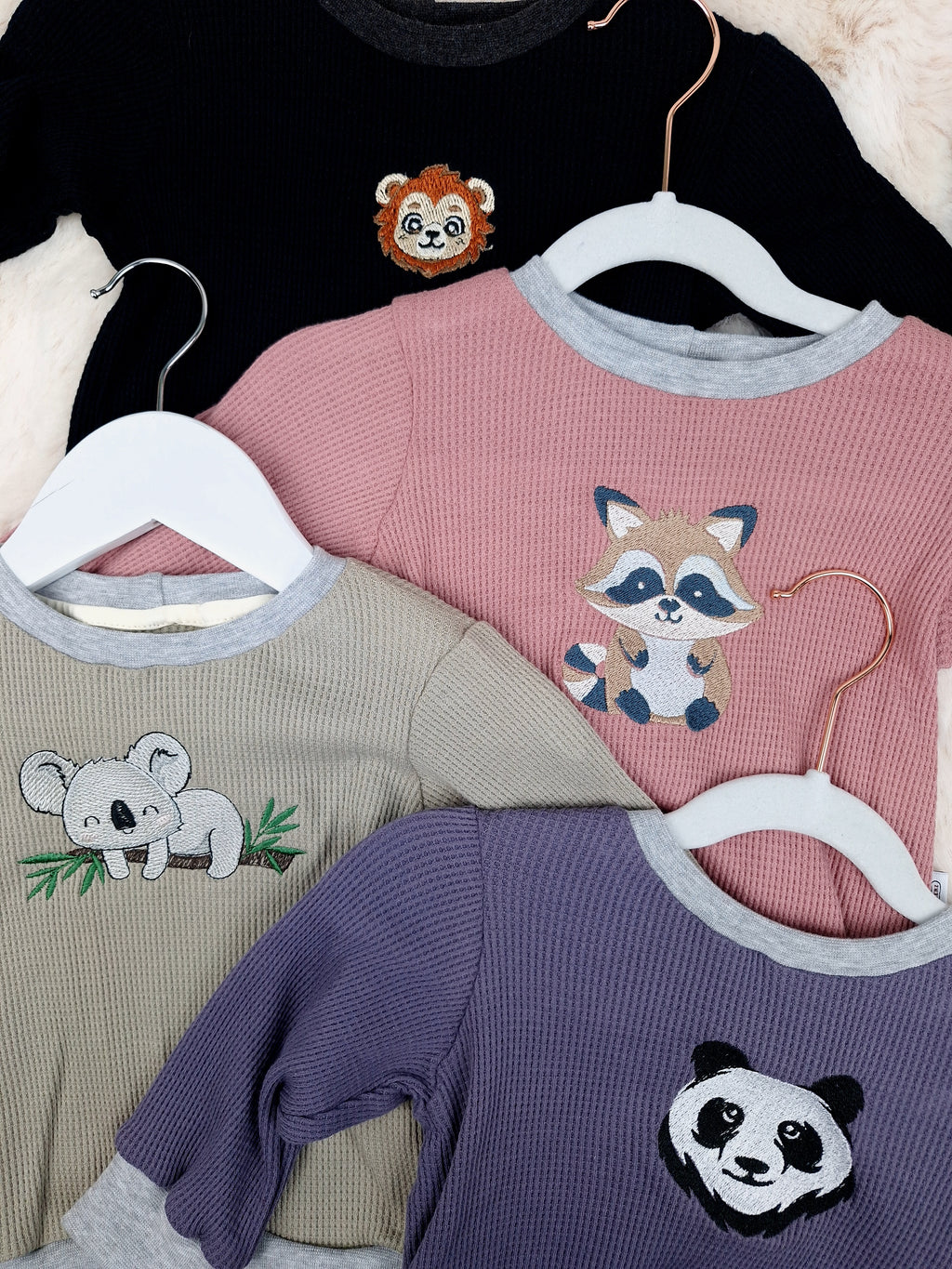 Sofortkauf Pullover Löwe Waschbär Koala Panda Gr. 74