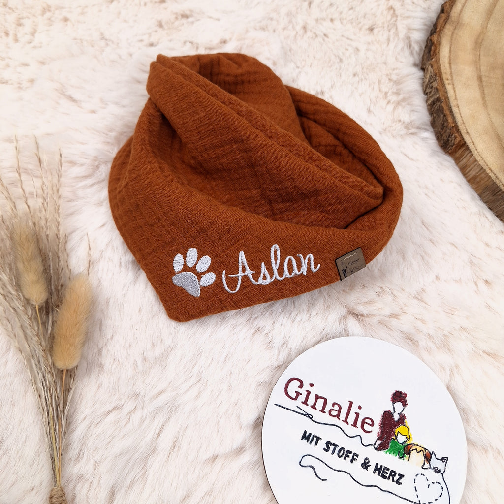 Hundehalstuch mit Namen aus Musselin