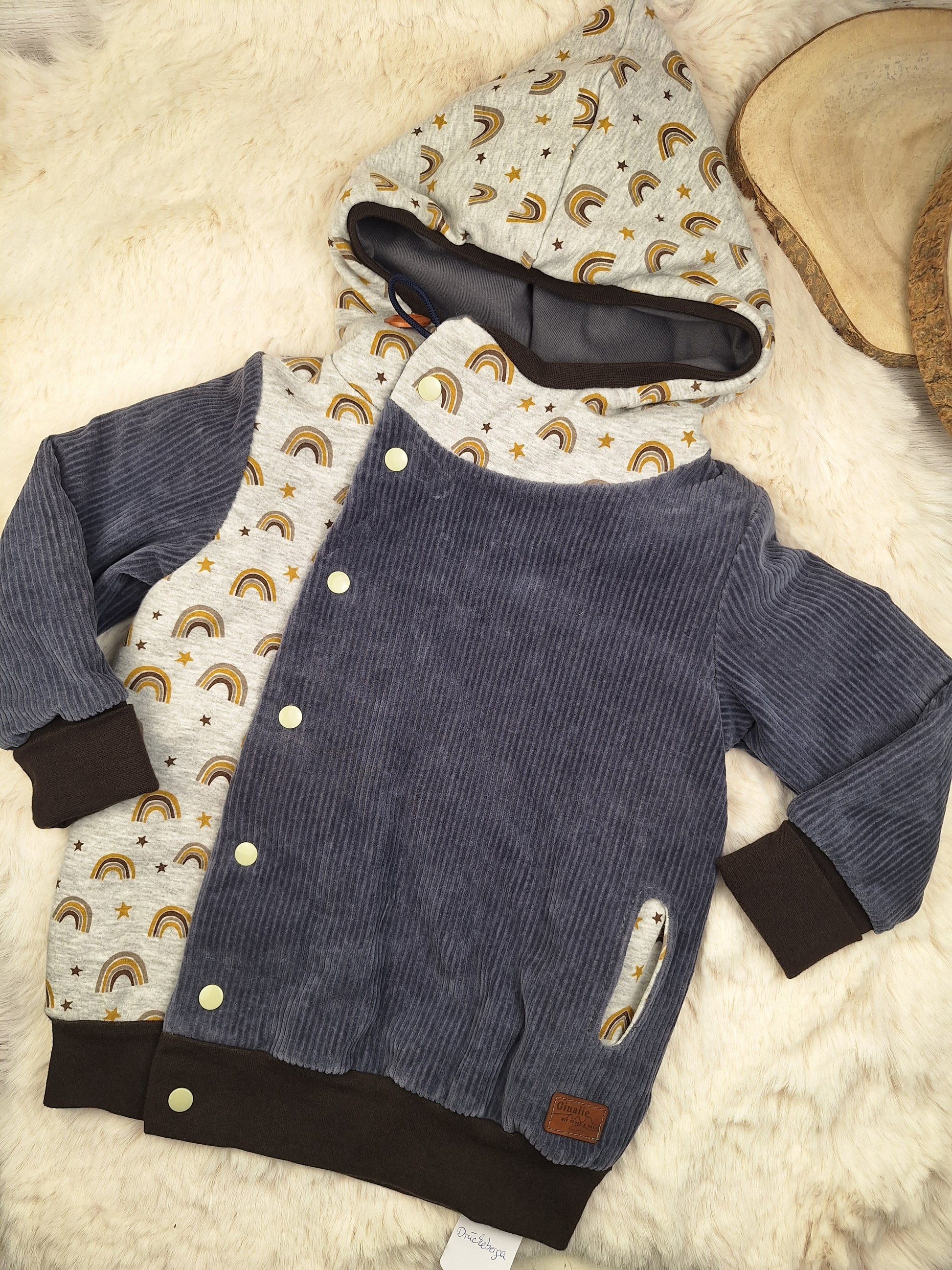 Sofortkauf Gr. 98 Regenbogen Jacke Cordjersey