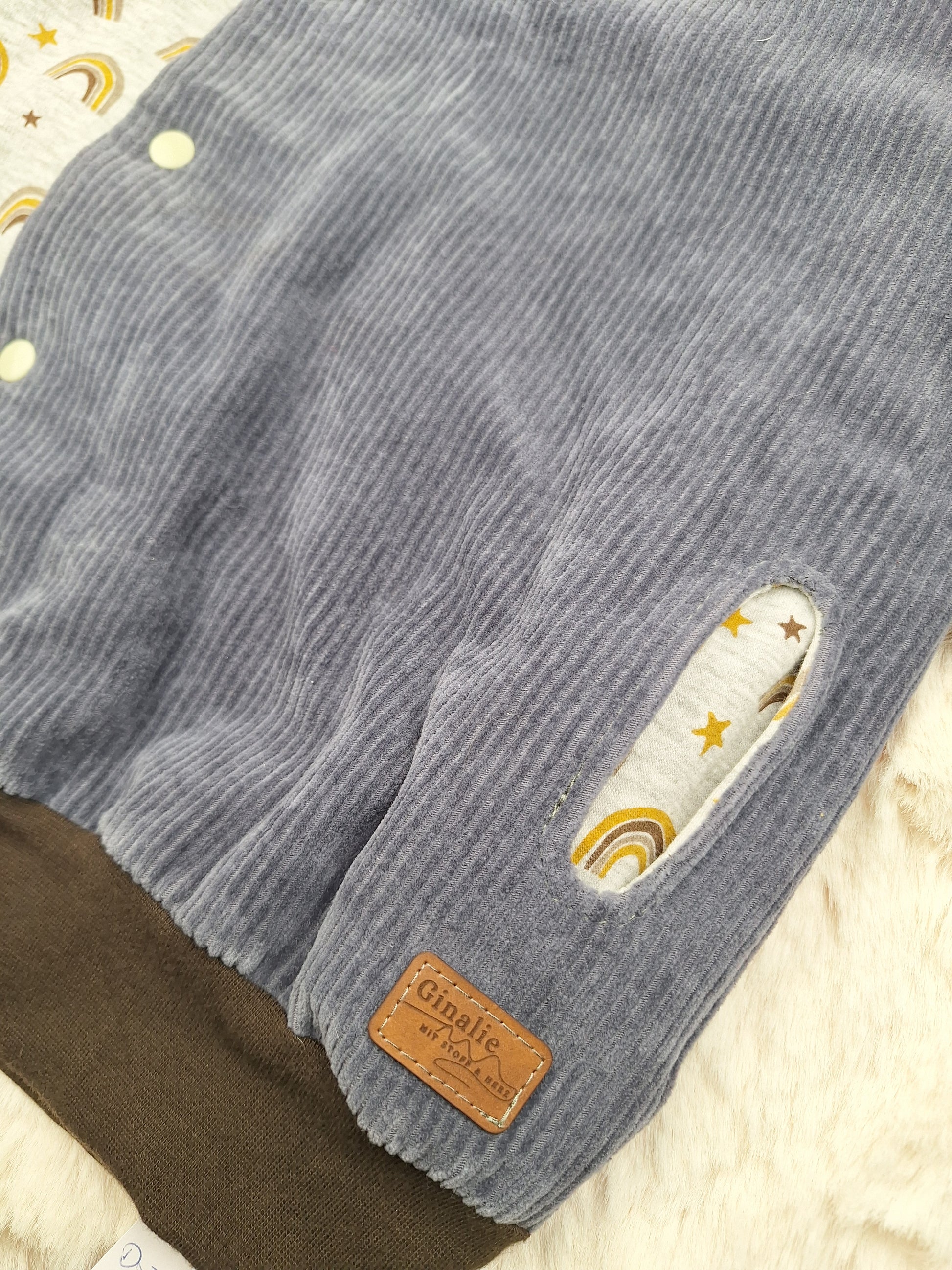 Sofortkauf Gr. 98 Regenbogen Jacke Cordjersey