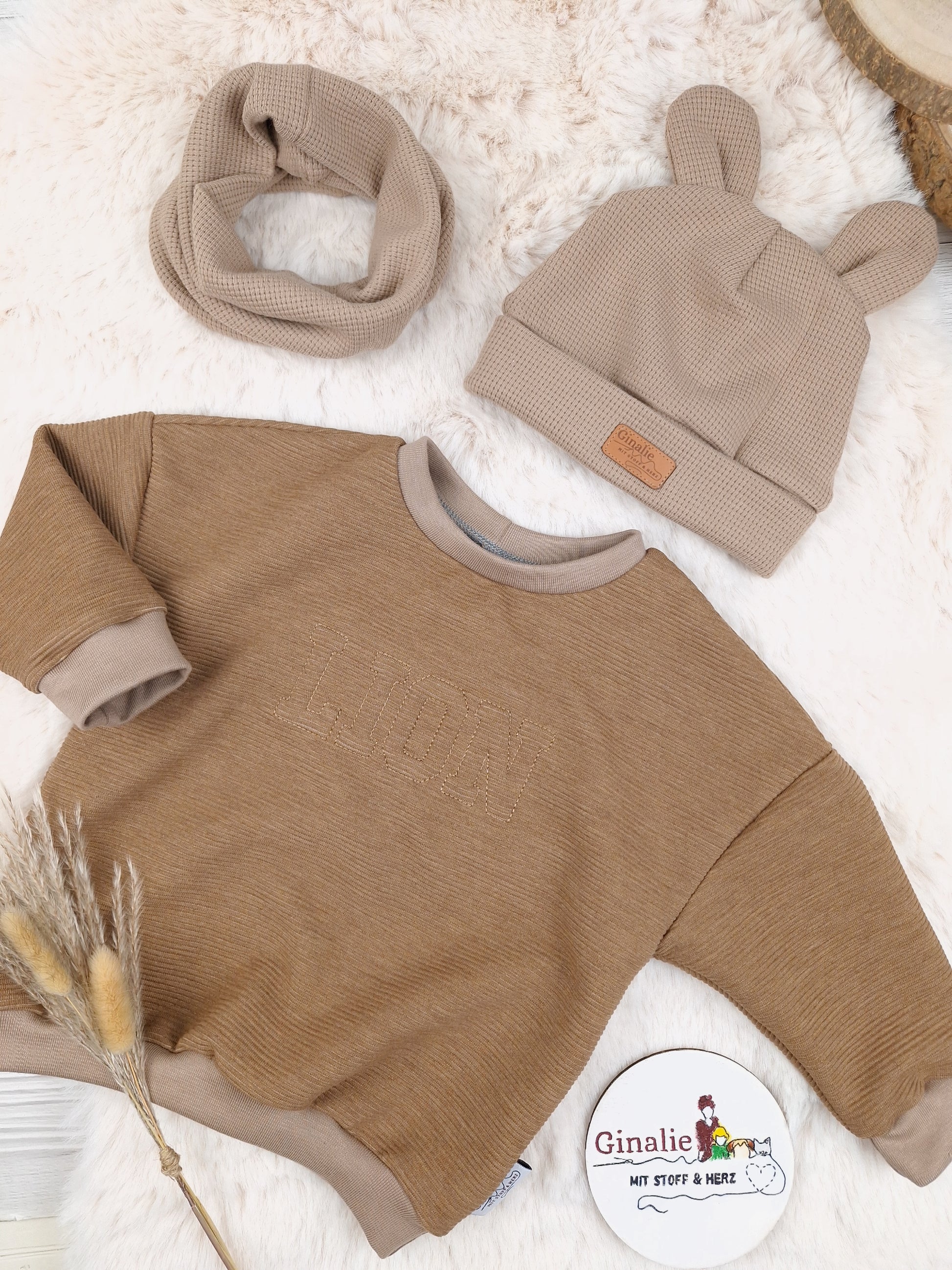 Oversized Pullover Ottoman Rib • Name in 3D-Puff-Stickerei • Baby & Kinder