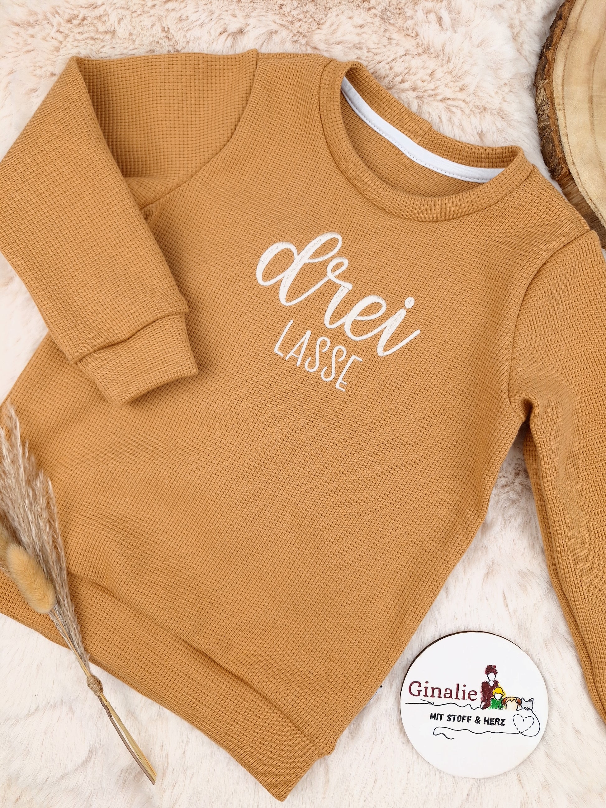 Kinderpullover Geburtstag – personalisiert (Name & Zahl) • Waffeljersey