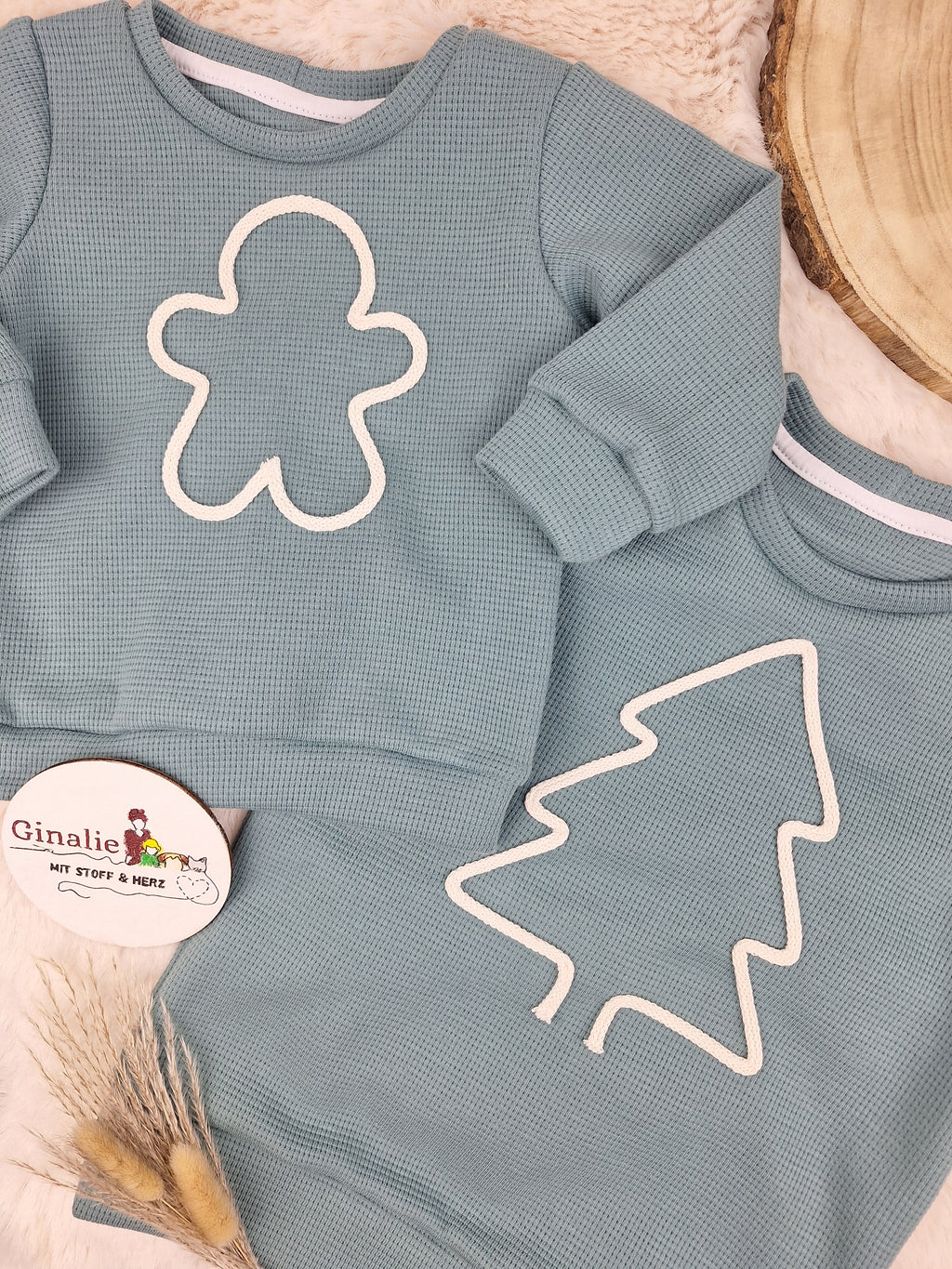 Weihnachts-Kordelpullover für Kinder • festliche Applikationen aus Kordel