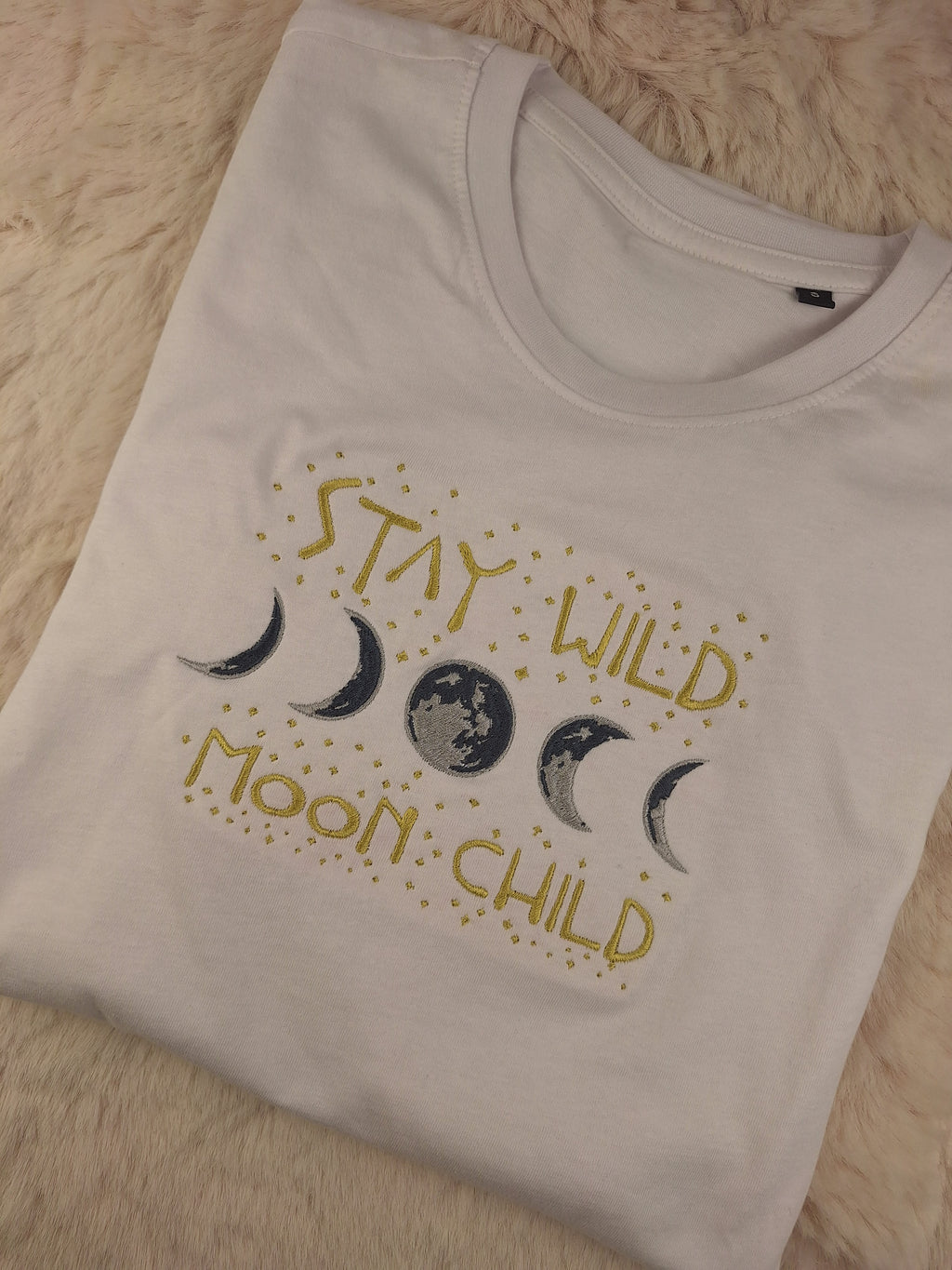 Stay Wild Moon Child SP02 • Spirituelles Shirt • Mondphasen T-Shirt, Hoodie oder Sweatshirt