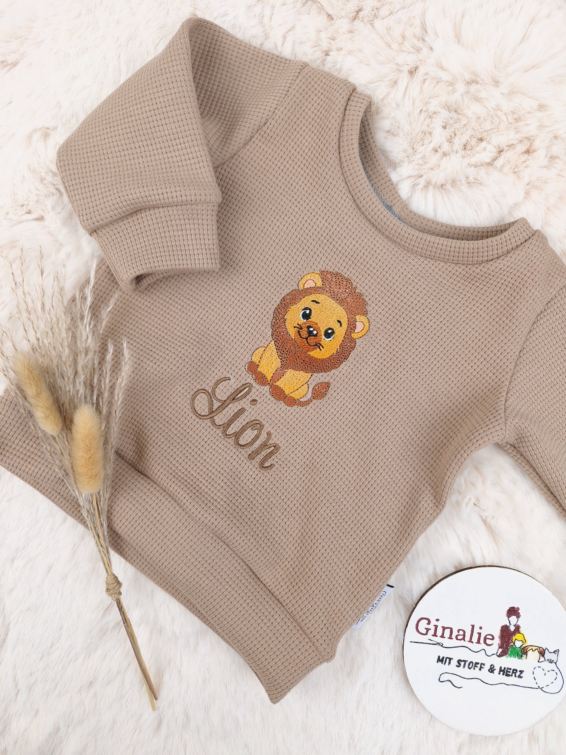 Kinderpullover Waffeljersey • Löwe • personalisiert mit Namen • Baby & Kinder