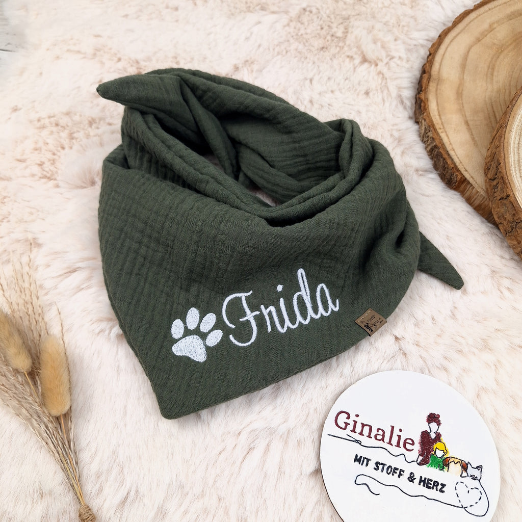Hundehalstuch mit Namen aus Musselin