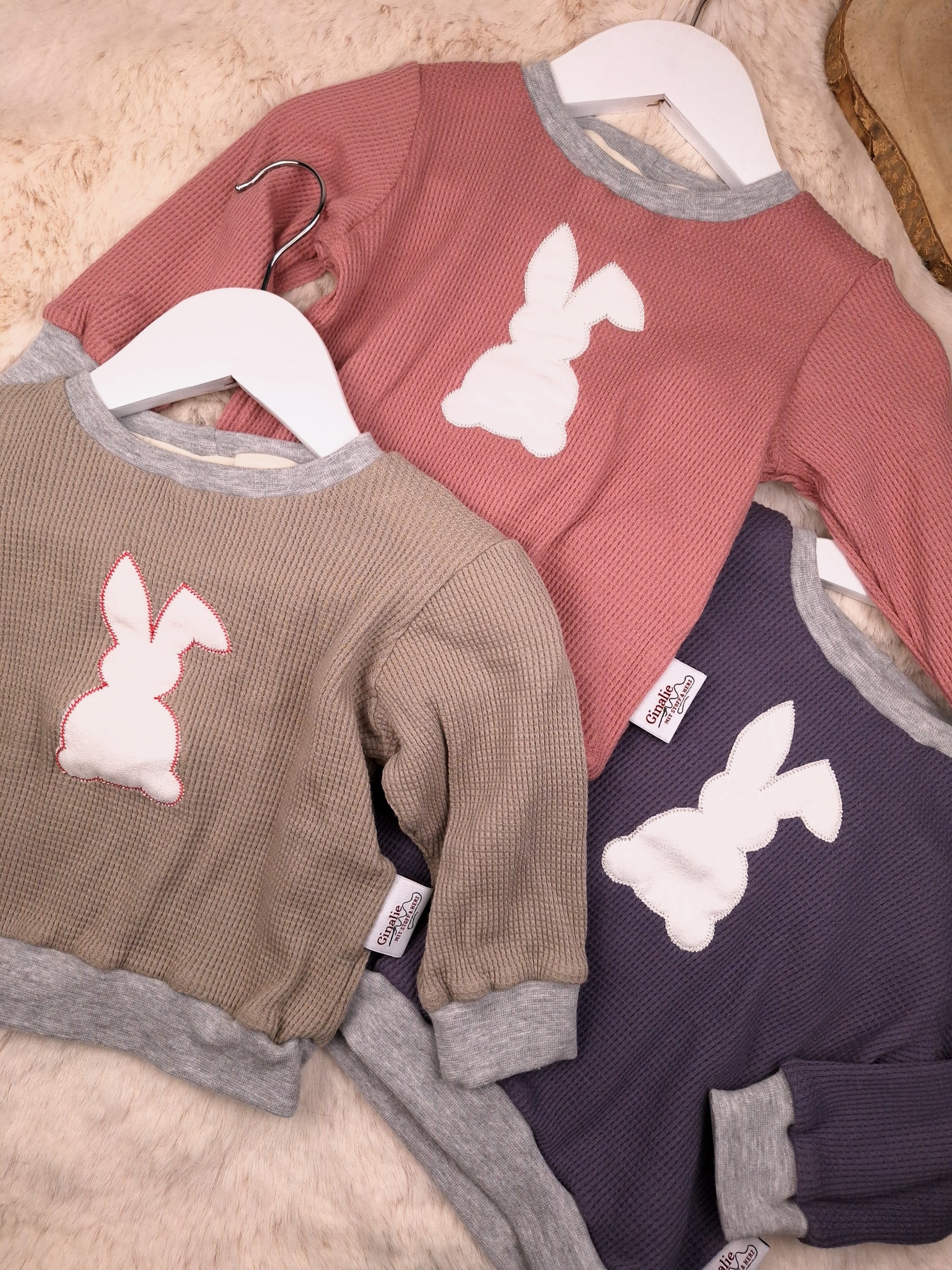 Sofortkauf Osterhasen mit Applikation Gr. 74